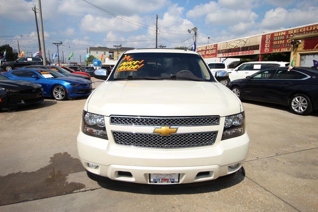 Chevrolet Suburban LTZ 1500 2WD 2014