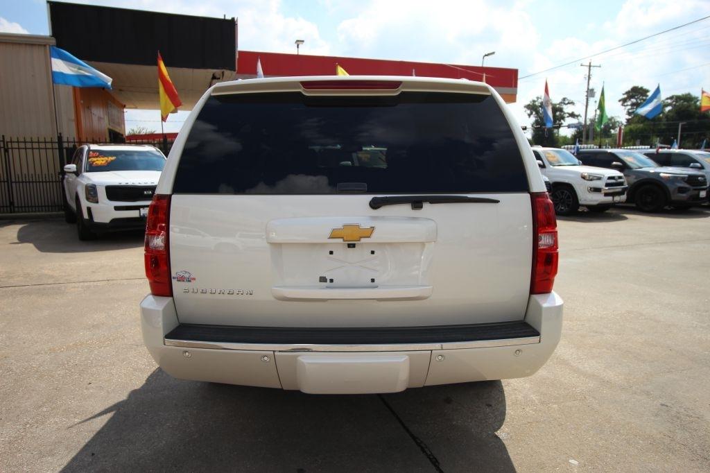 Chevrolet Suburban LTZ 1500 2WD 2014