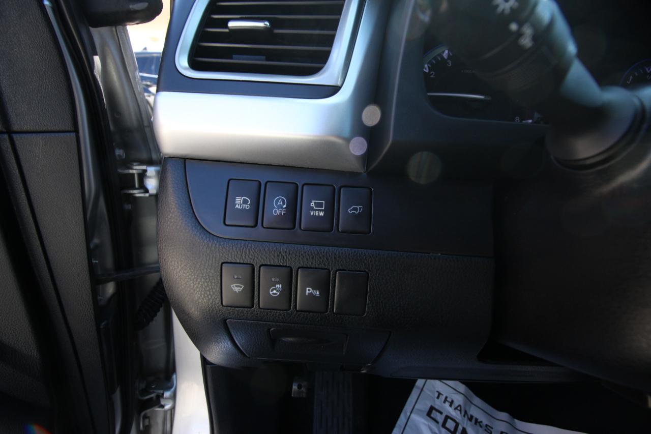 Toyota Highlander Limited FWD V6 2017