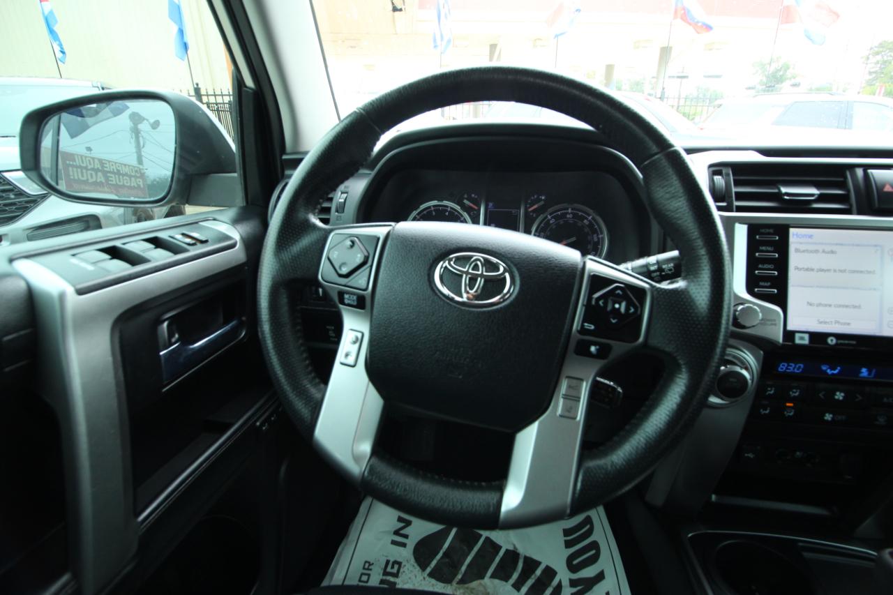 Toyota 4Runner SR5 2WD 2020