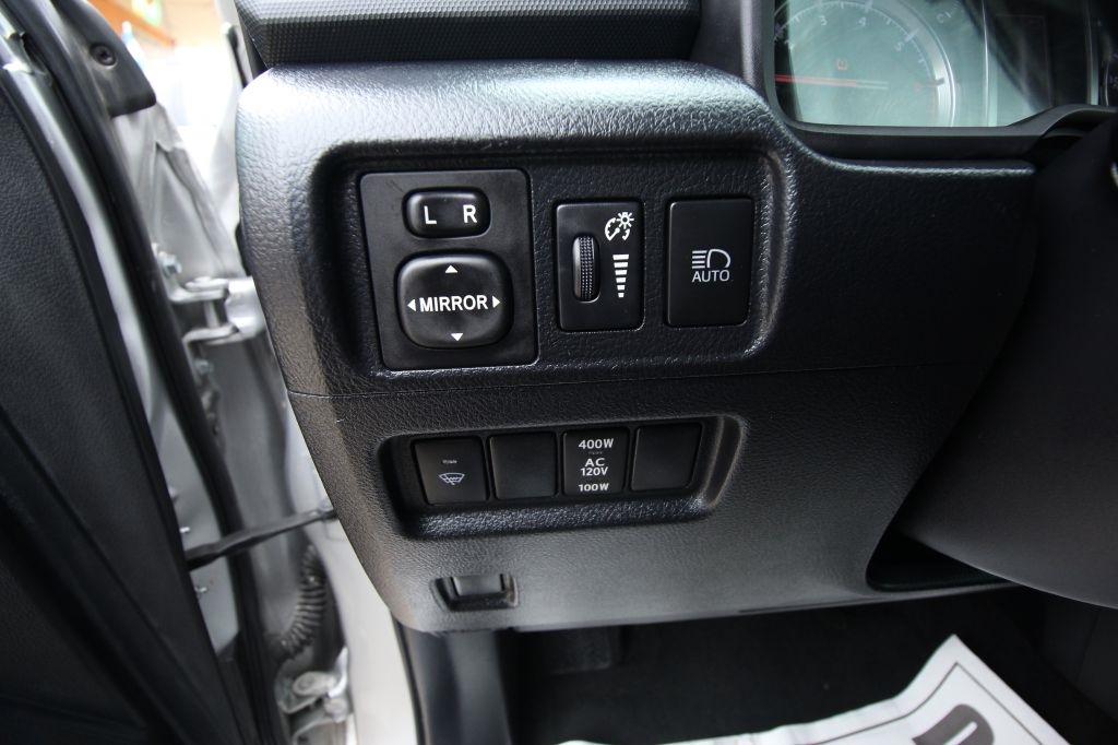 Toyota 4Runner SR5 2WD 2020