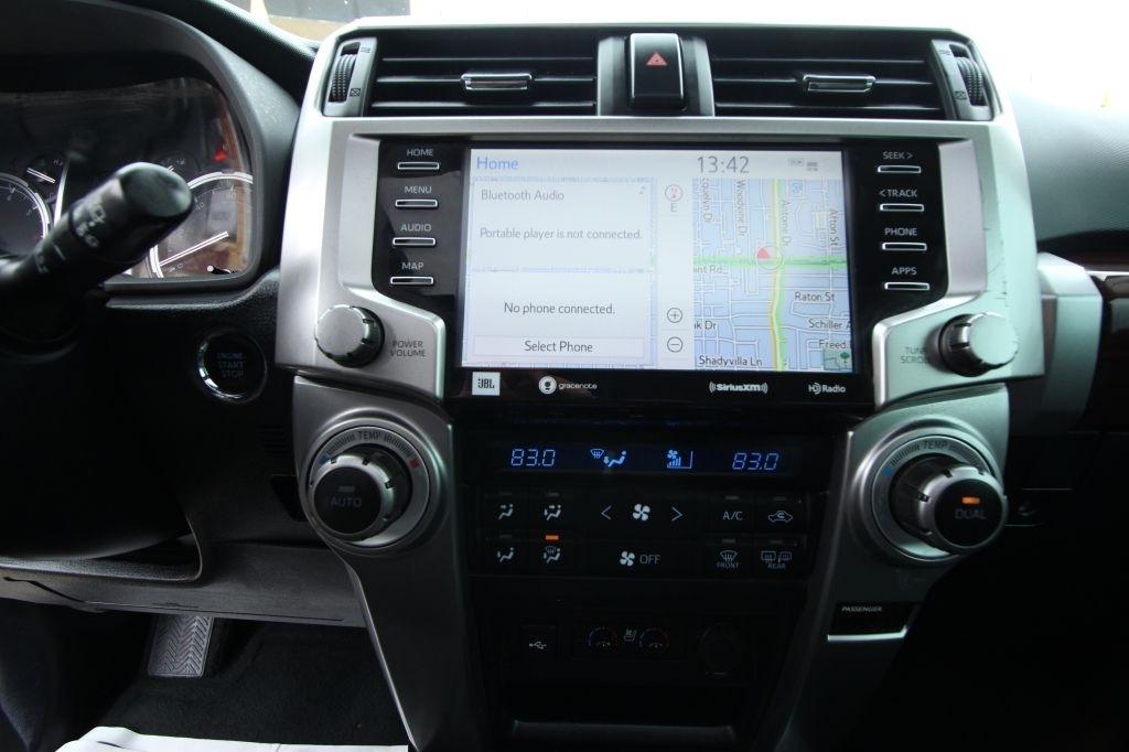 Toyota 4Runner SR5 2WD 2020