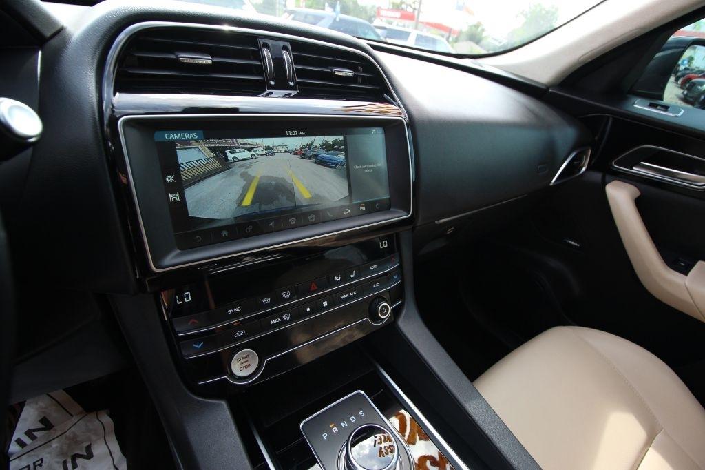 Jaguar F-Pace 25t Premium 2020