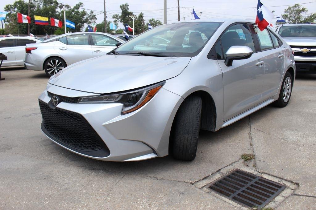 Toyota Corolla LE 2021