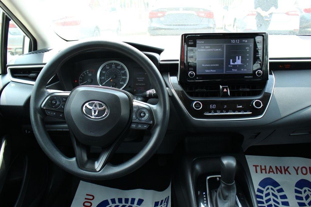 Toyota Corolla LE 2021