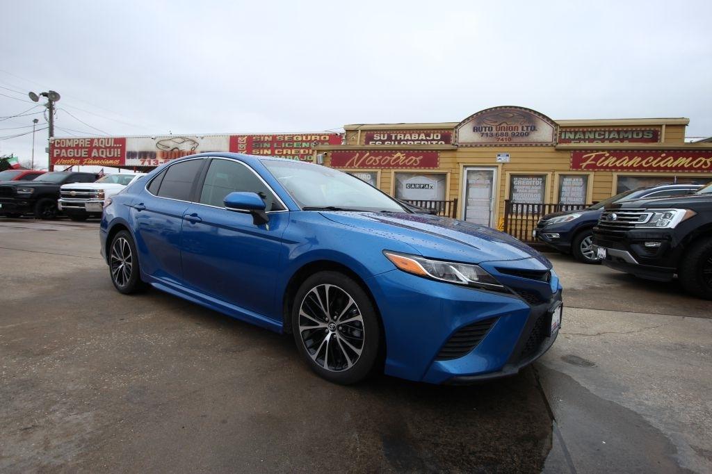 Toyota Camry L 2018