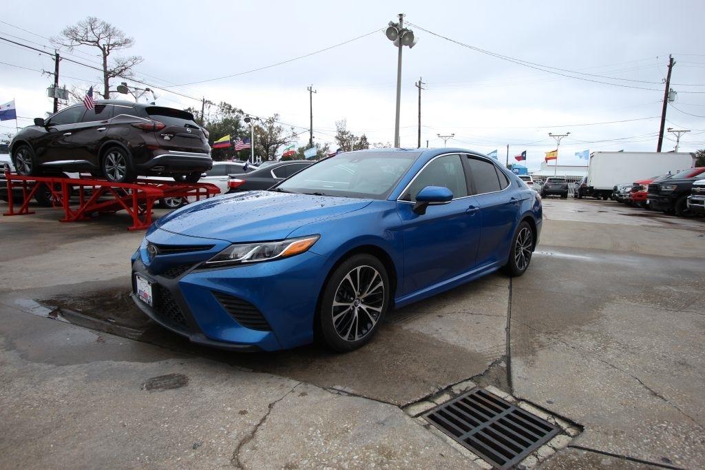 Toyota Camry L 2018