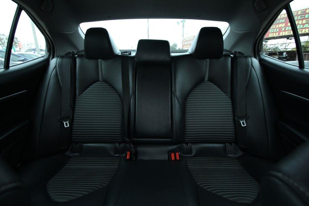 Toyota Camry L 2018