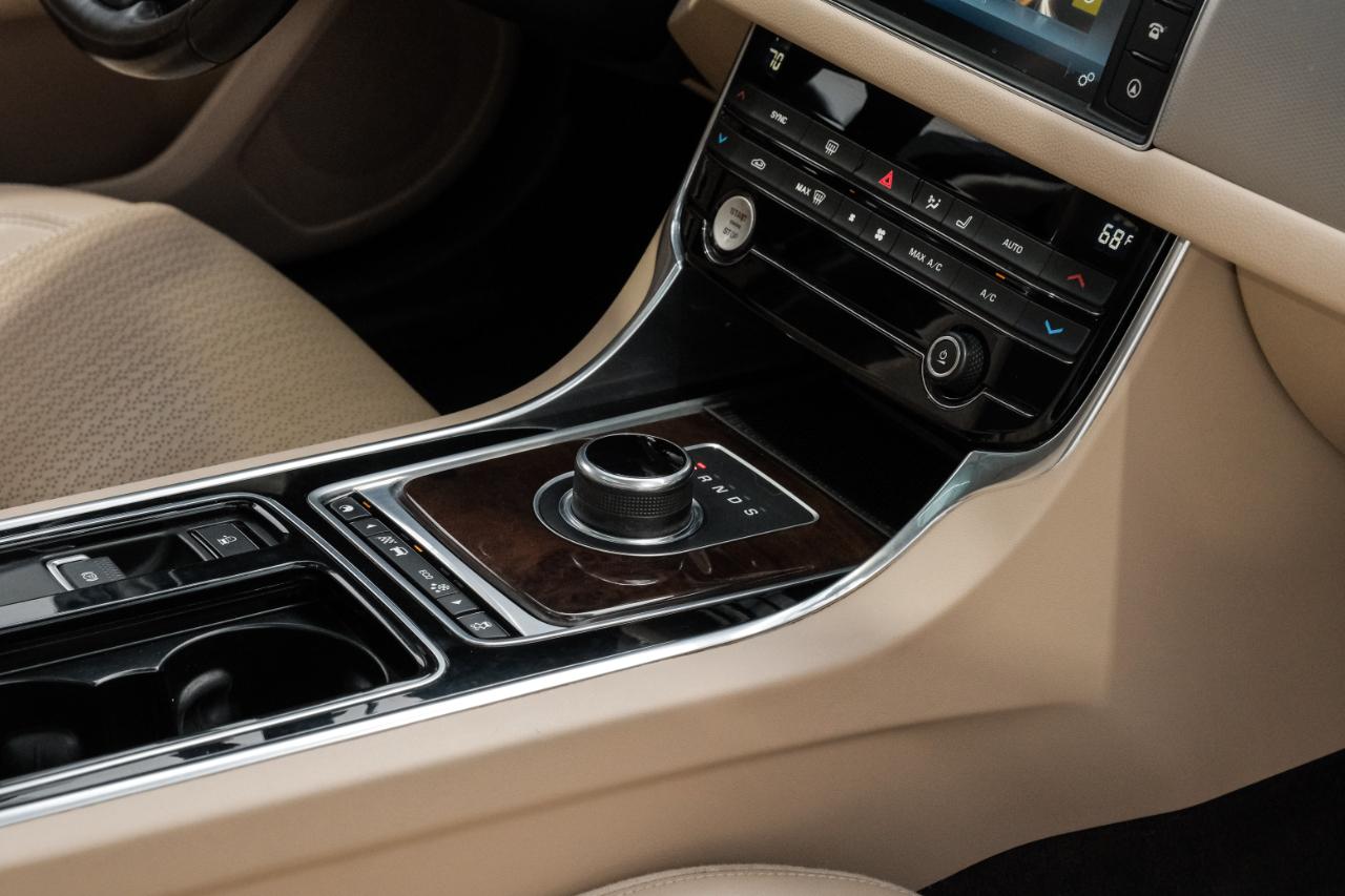 Jaguar XF 35t Prestige RWD 2017