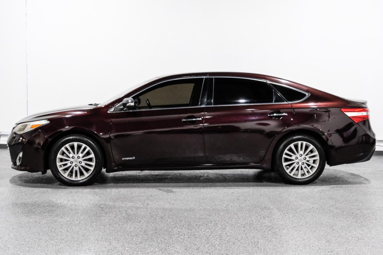 Toyota Avalon Hybrid 4dr Sdn XLE Touring (Natl) 2014