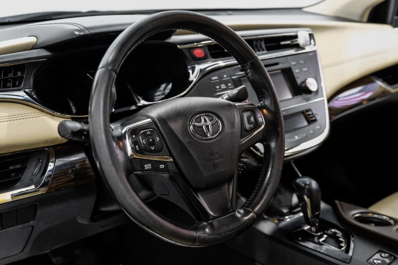 Toyota Avalon Hybrid 4dr Sdn XLE Touring (Natl) 2014