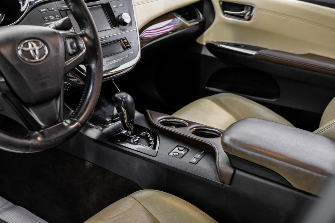 Toyota Avalon Hybrid 4dr Sdn XLE Touring (Natl) 2014