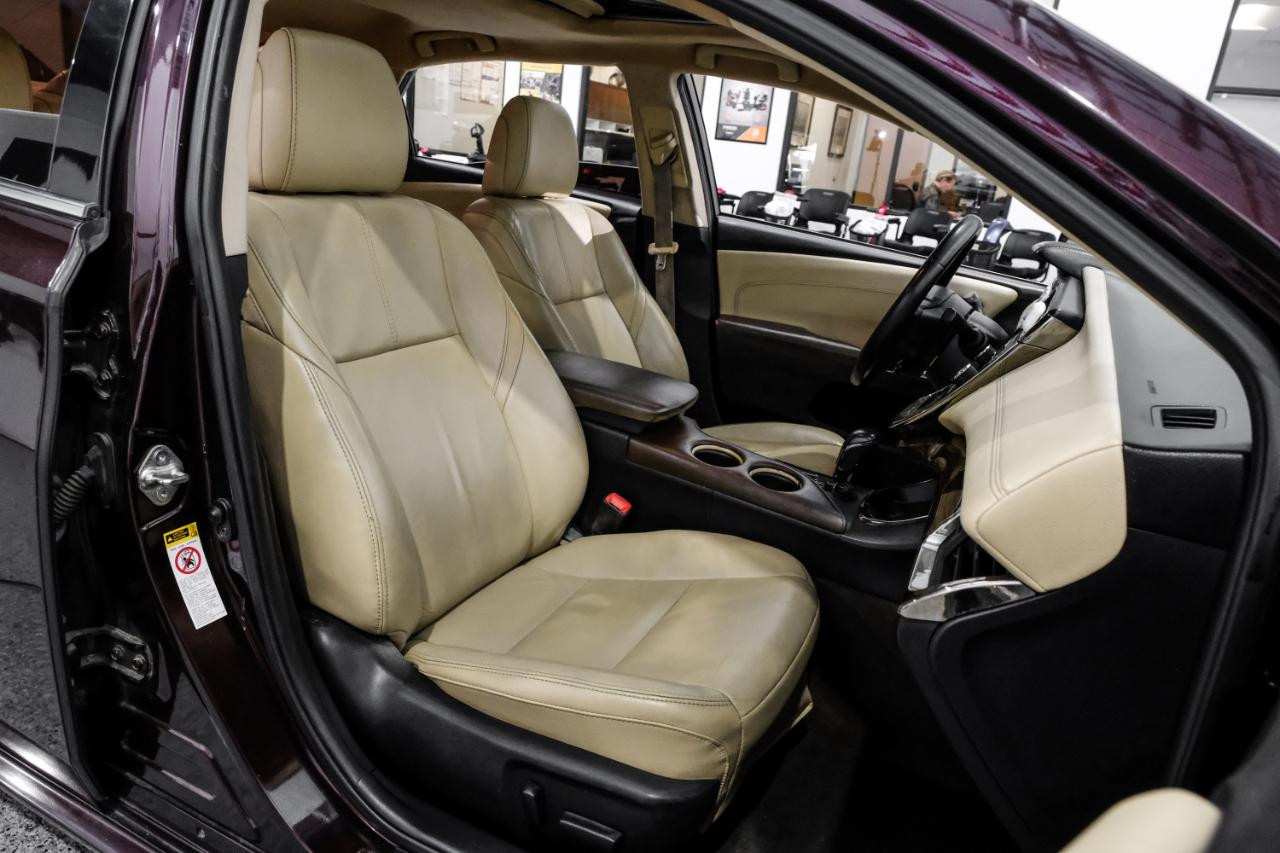 Toyota Avalon Hybrid 4dr Sdn XLE Touring (Natl) 2014