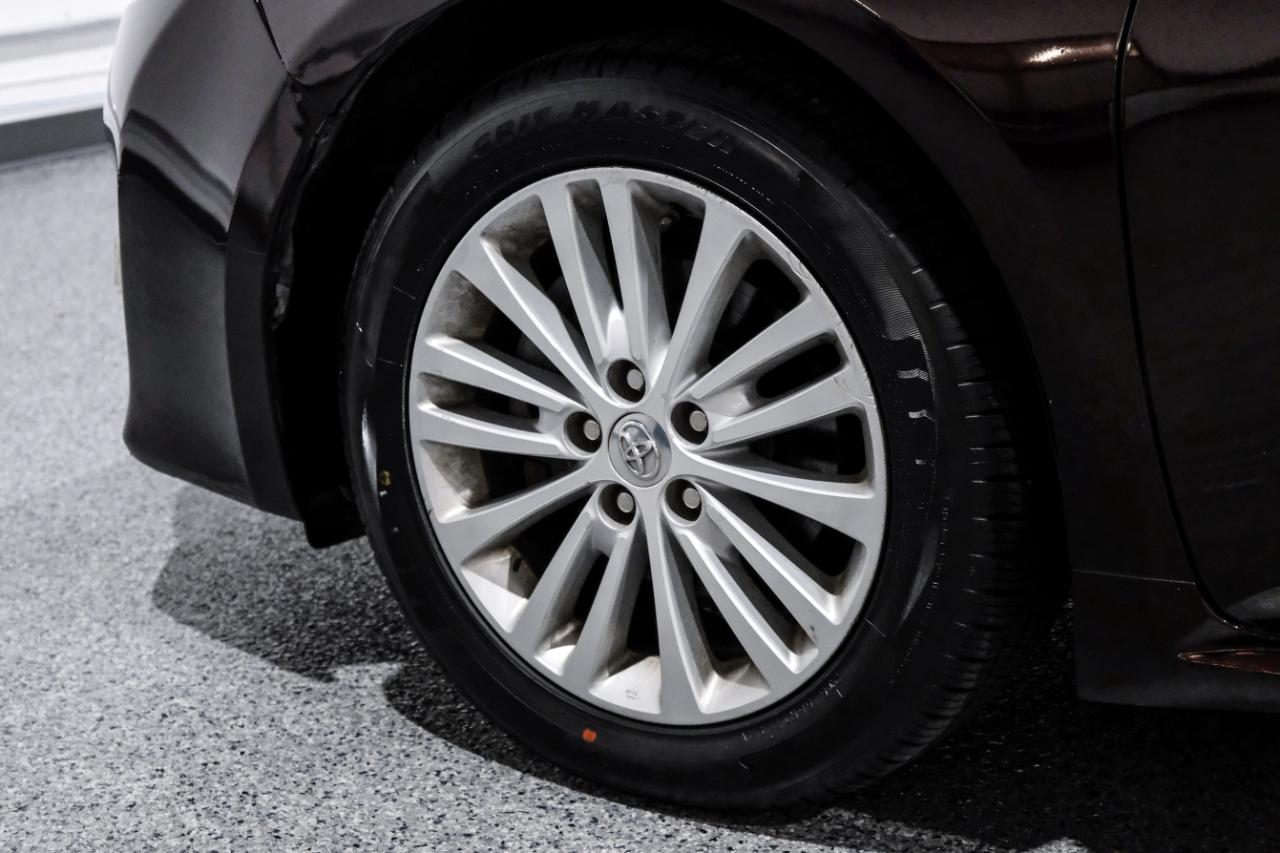 Toyota Avalon Hybrid 4dr Sdn XLE Touring (Natl) 2014