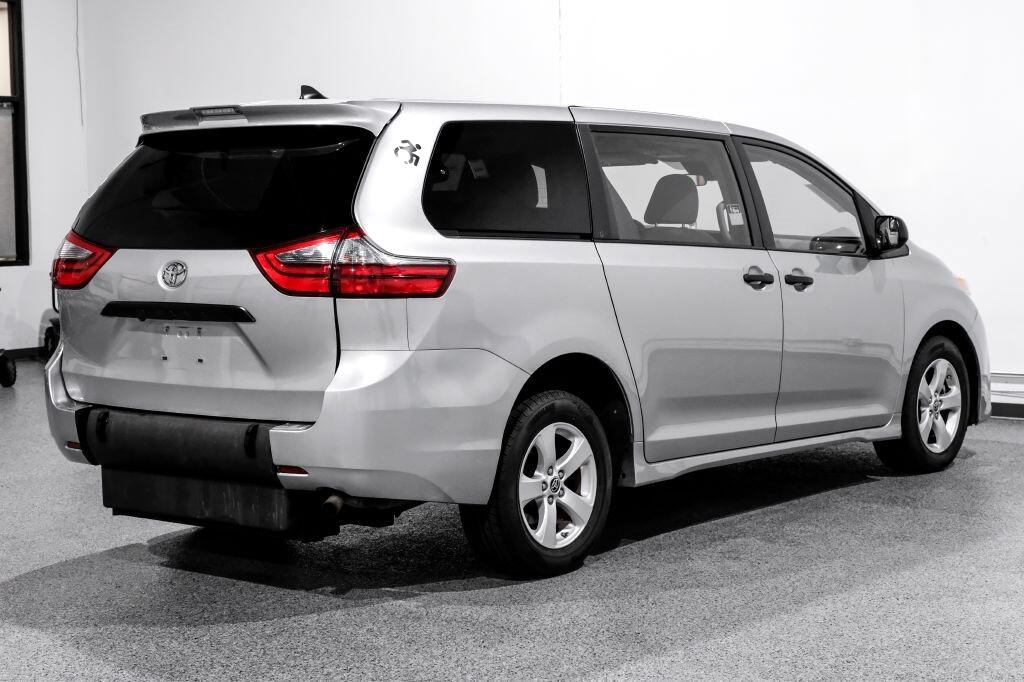 Toyota Sienna L FWD 7-Passenger (Natl) 2020