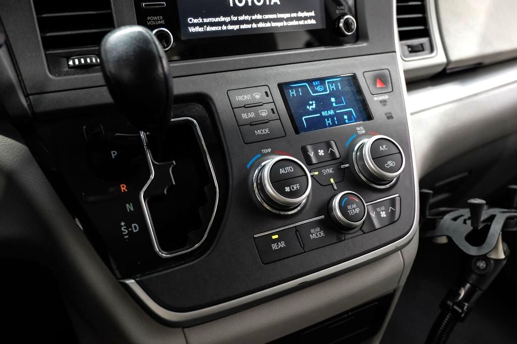 Toyota Sienna L FWD 7-Passenger (Natl) 2020