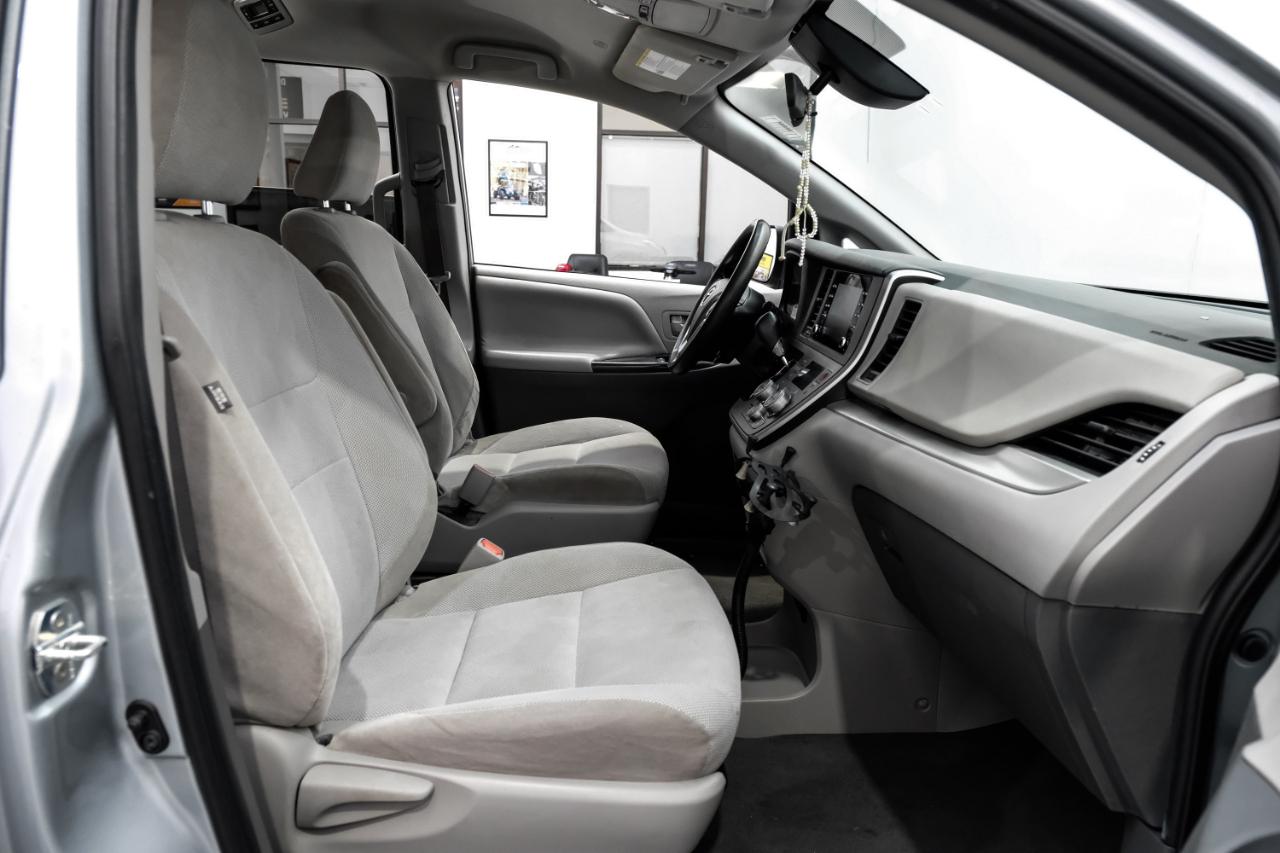 Toyota Sienna L FWD 7-Passenger (Natl) 2020