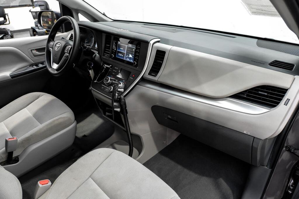 Toyota Sienna L FWD 7-Passenger (Natl) 2020