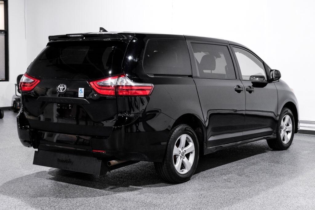 Toyota Sienna L FWD 7-Passenger (Natl) 2020