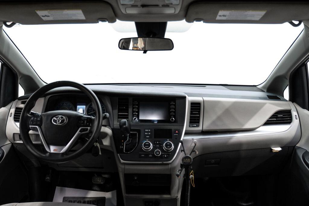 Toyota Sienna L FWD 7-Passenger (Natl) 2020