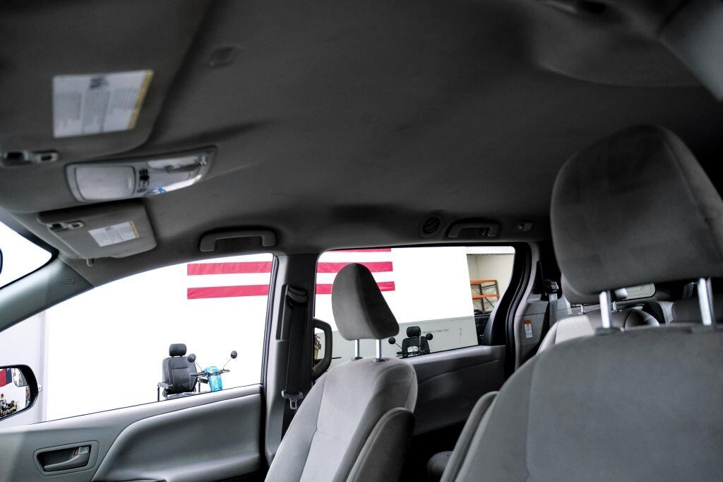 Toyota Sienna L FWD 7-Passenger (Natl) 2020