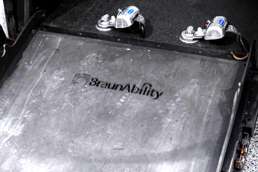 Toyota Sienna L FWD 7-Passenger (Natl) 2020