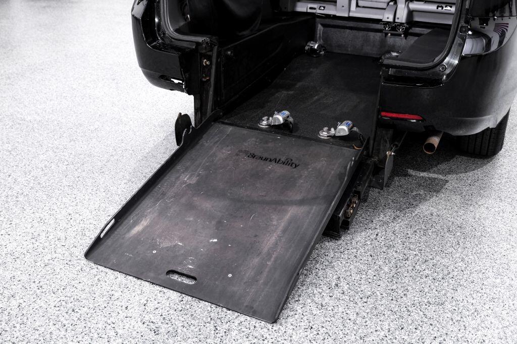 Toyota Sienna L FWD 7-Passenger (Natl) 2020