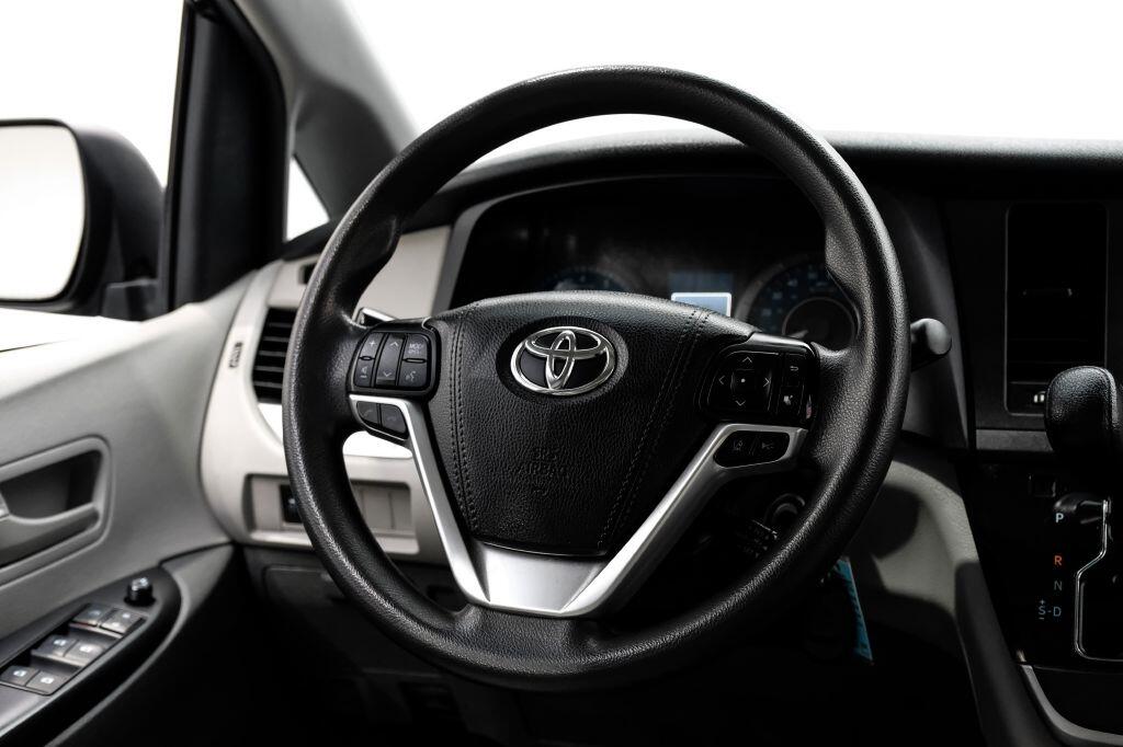 Toyota Sienna L FWD 7-Passenger (Natl) 2020