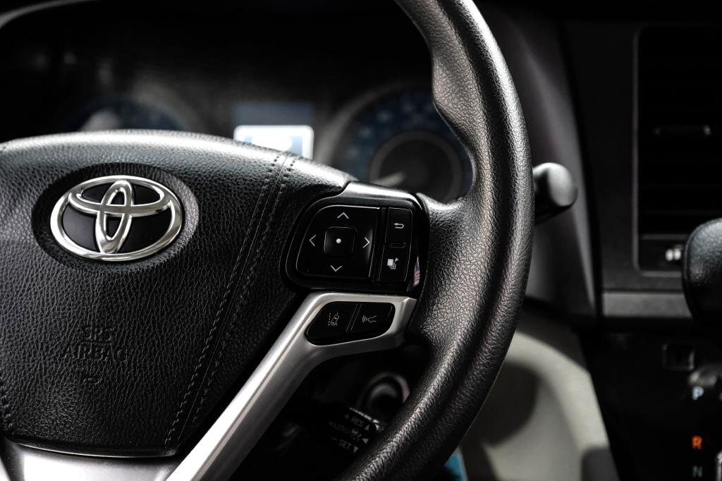 Toyota Sienna L FWD 7-Passenger (Natl) 2020