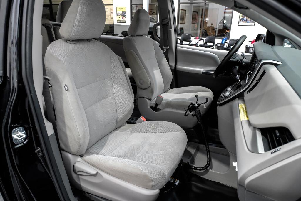 Toyota Sienna L FWD 7-Passenger (Natl) 2020