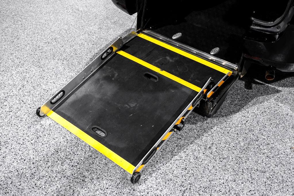 Toyota Sienna L FWD 7-Passenger (Natl) 2020