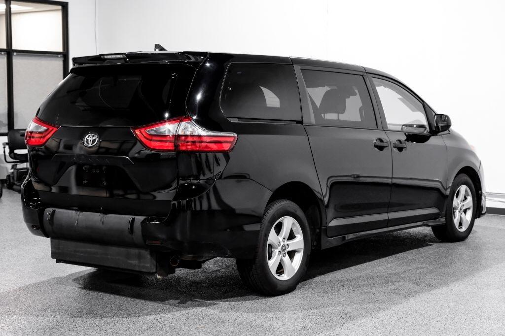 Toyota Sienna L FWD 7-Passenger (Natl) 2020