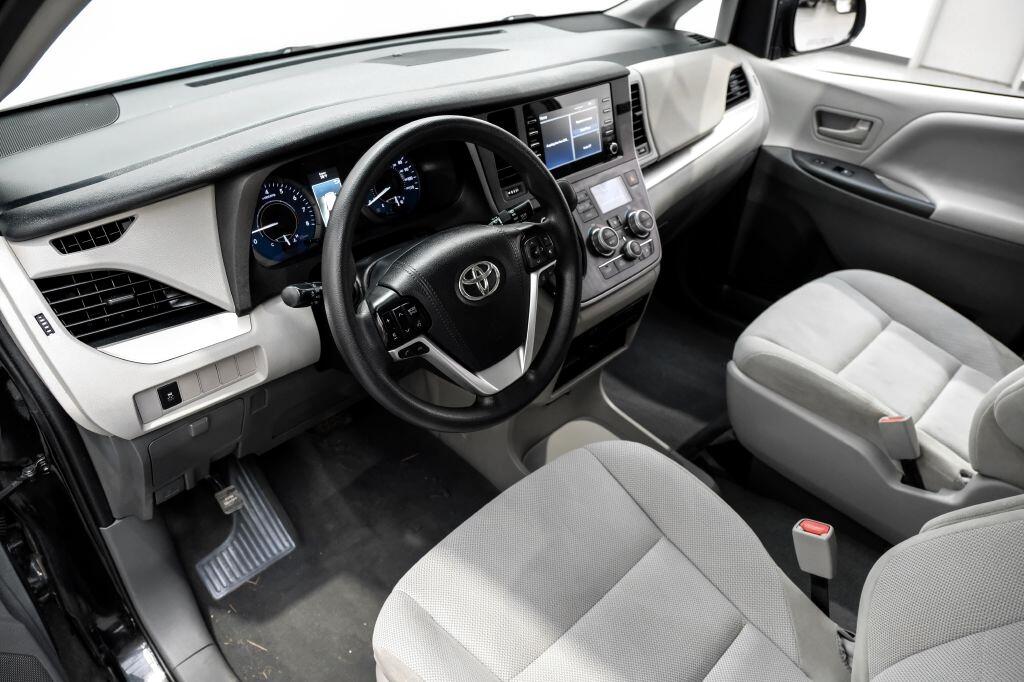 Toyota Sienna L FWD 7-Passenger (Natl) 2020