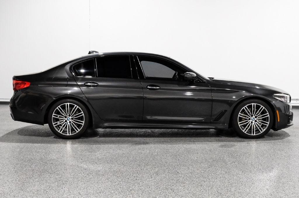 BMW 5 Series 540i Sedan 2017