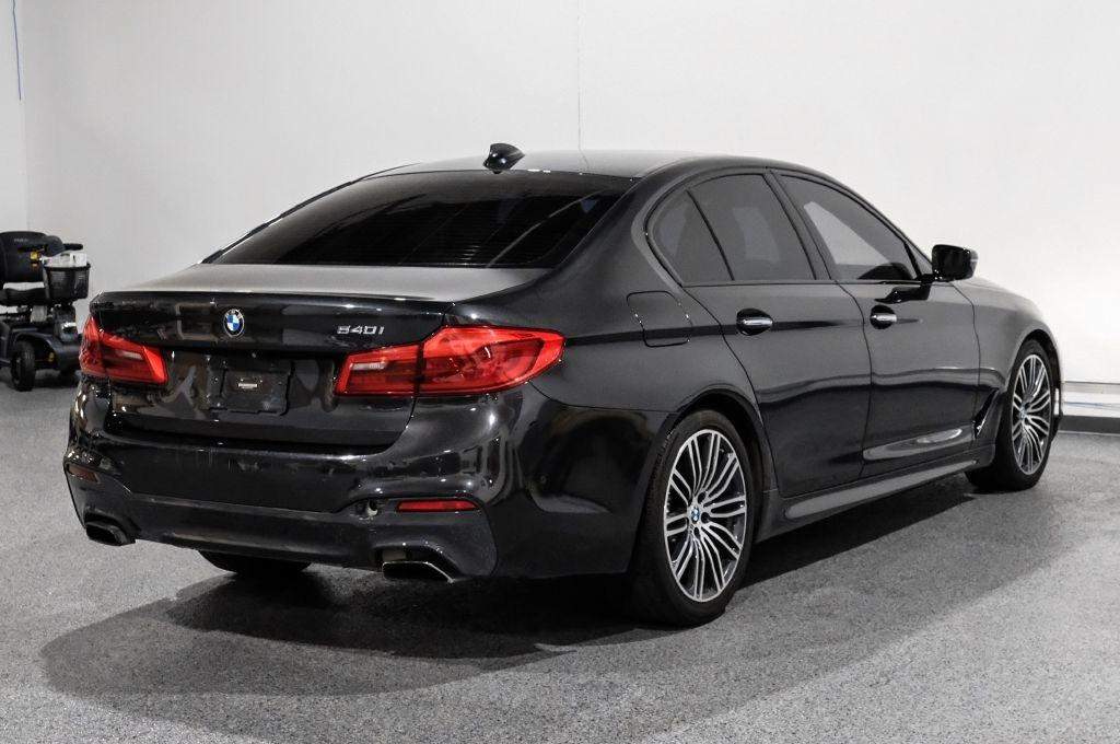 BMW 5 Series 540i Sedan 2017