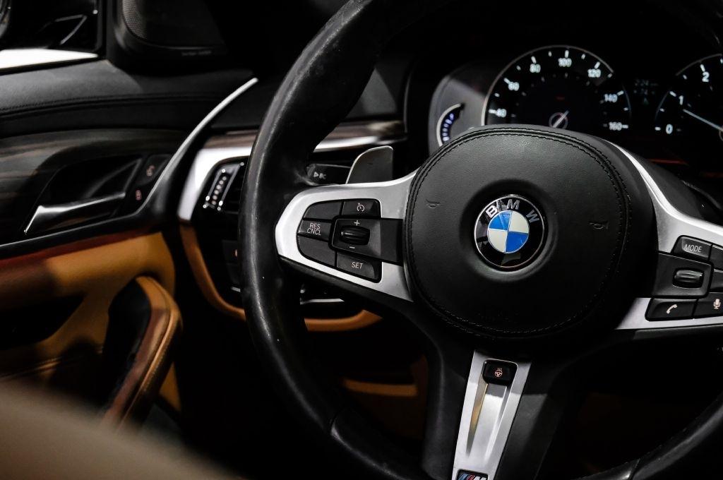 BMW 5 Series 540i Sedan 2017