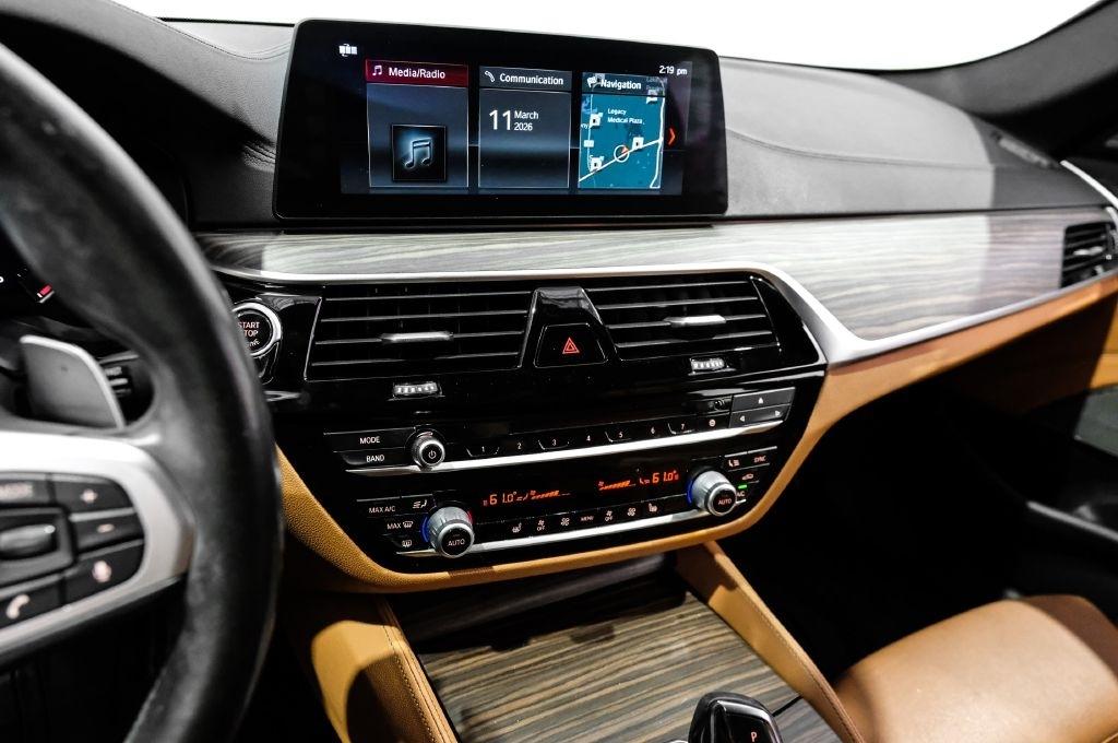 BMW 5 Series 540i Sedan 2017