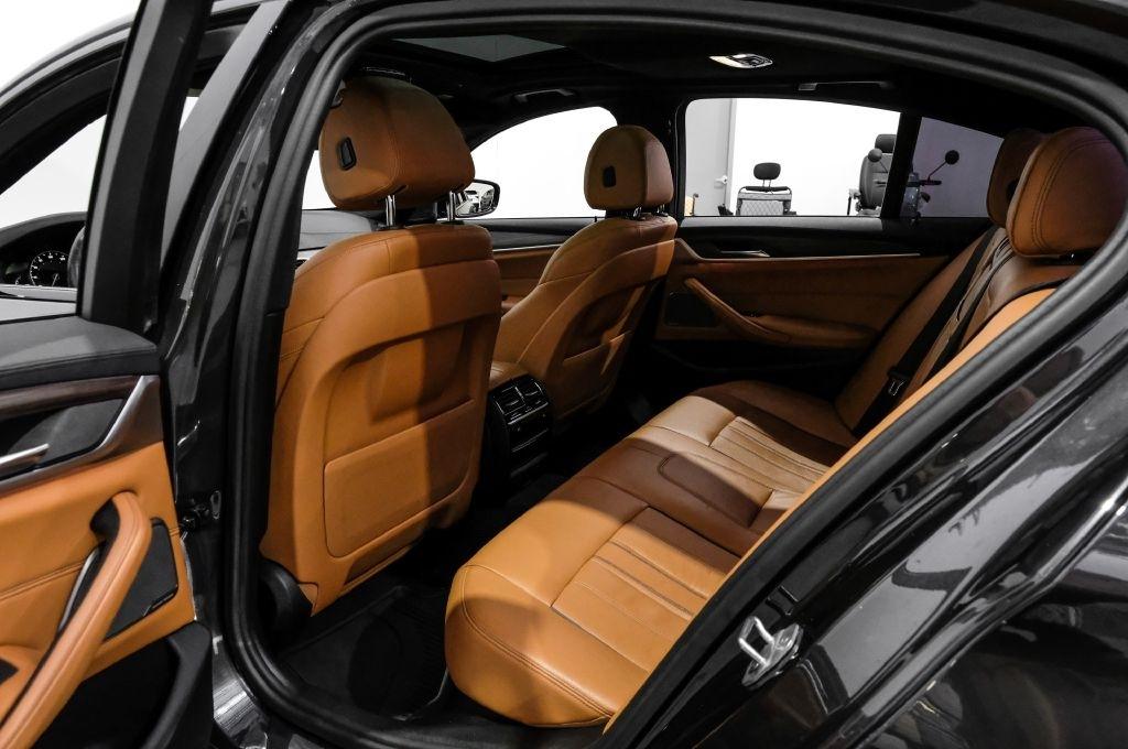 BMW 5 Series 540i Sedan 2017