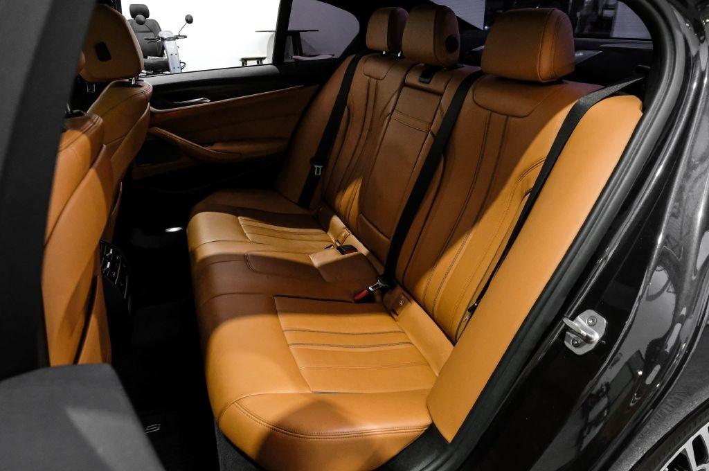 BMW 5 Series 540i Sedan 2017