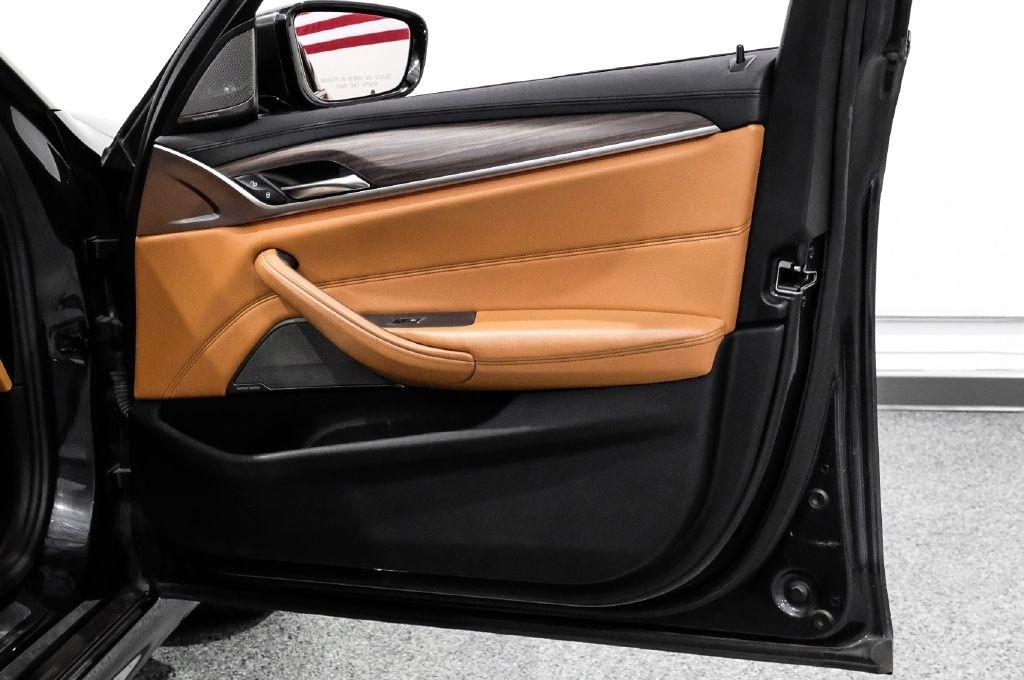 BMW 5 Series 540i Sedan 2017