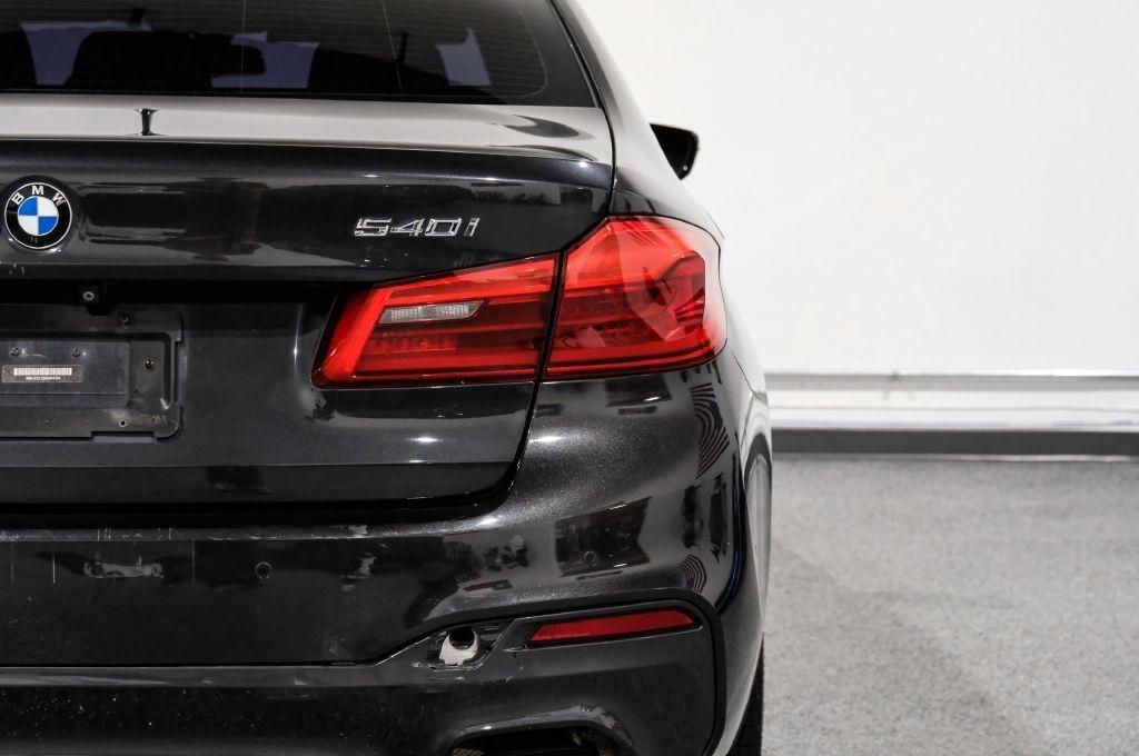 BMW 5 Series 540i Sedan 2017