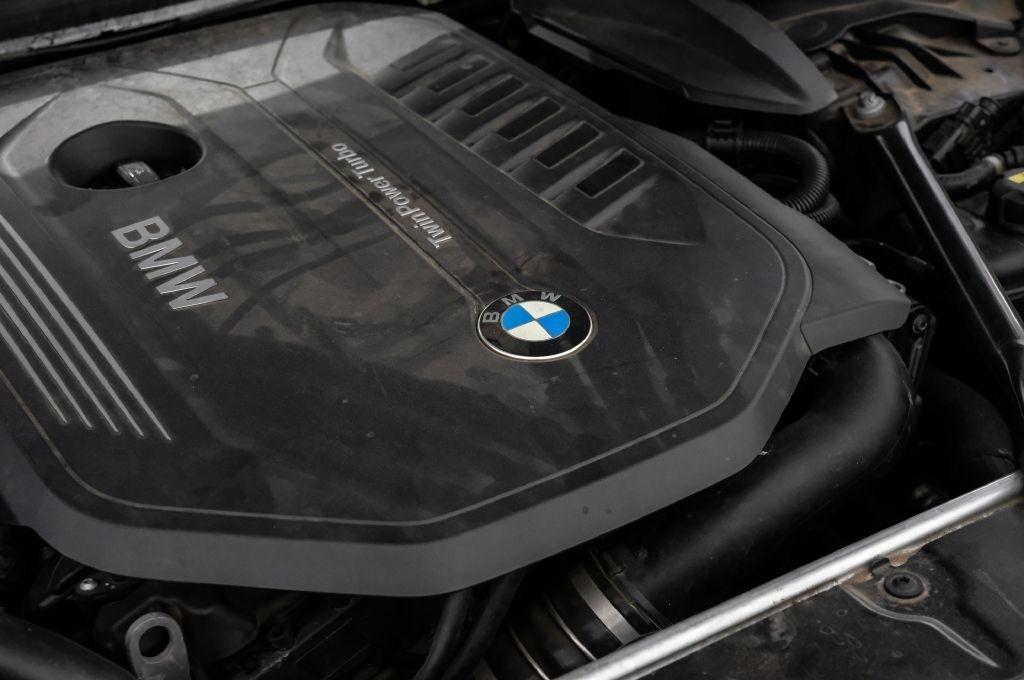 BMW 5 Series 540i Sedan 2017