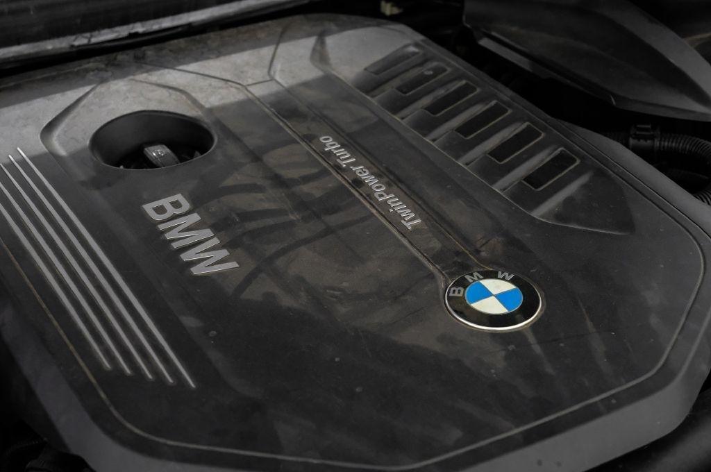 BMW 5 Series 540i Sedan 2017