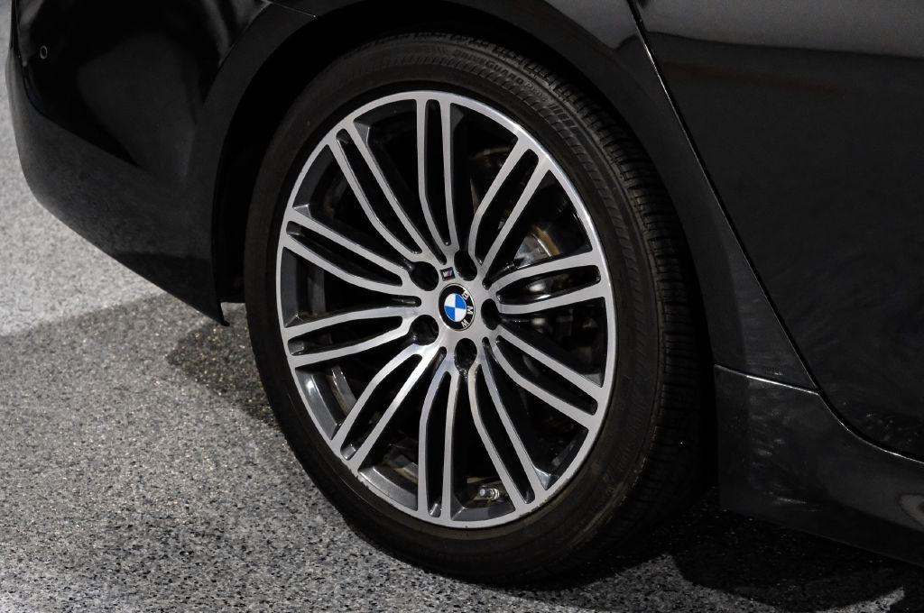 BMW 5 Series 540i Sedan 2017