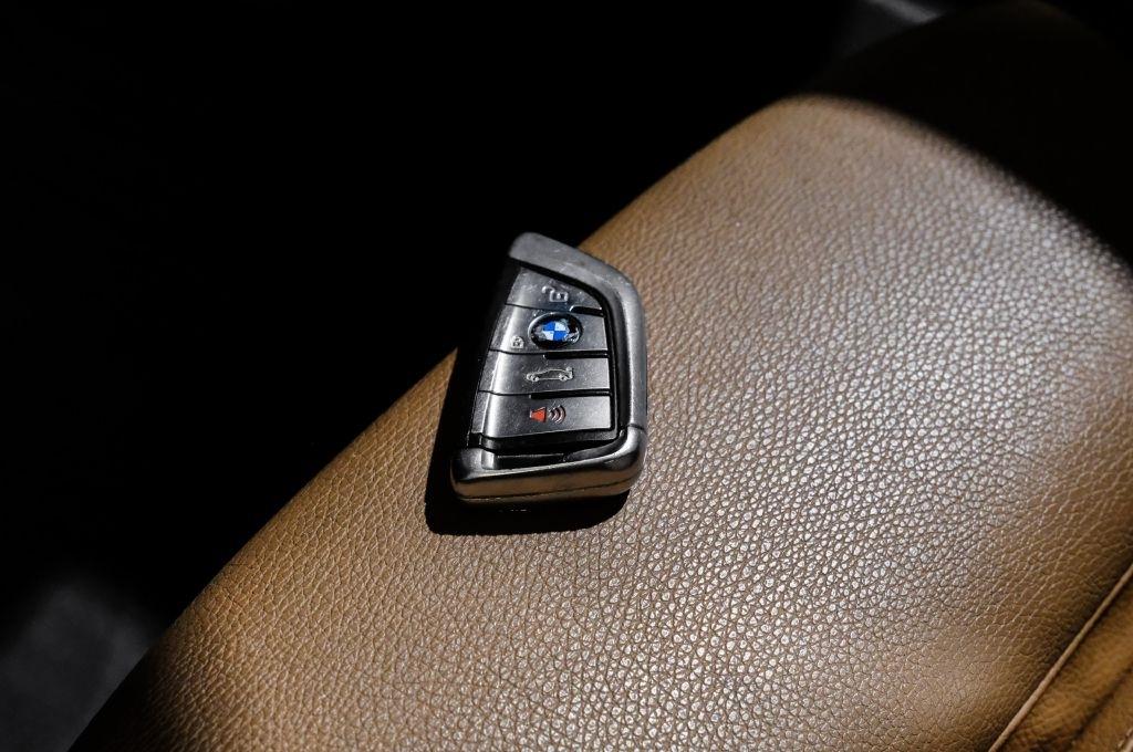 BMW 5 Series 540i Sedan 2017