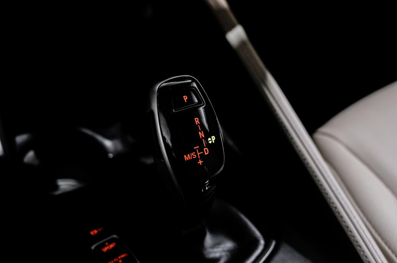 BMW X1 sDrive28i Sports Activity Vehicle 2021