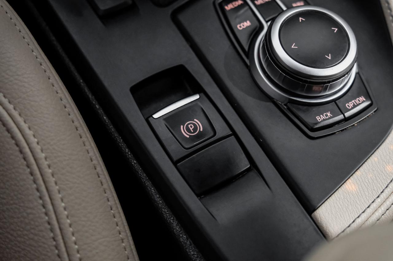 BMW X1 sDrive28i Sports Activity Vehicle 2021