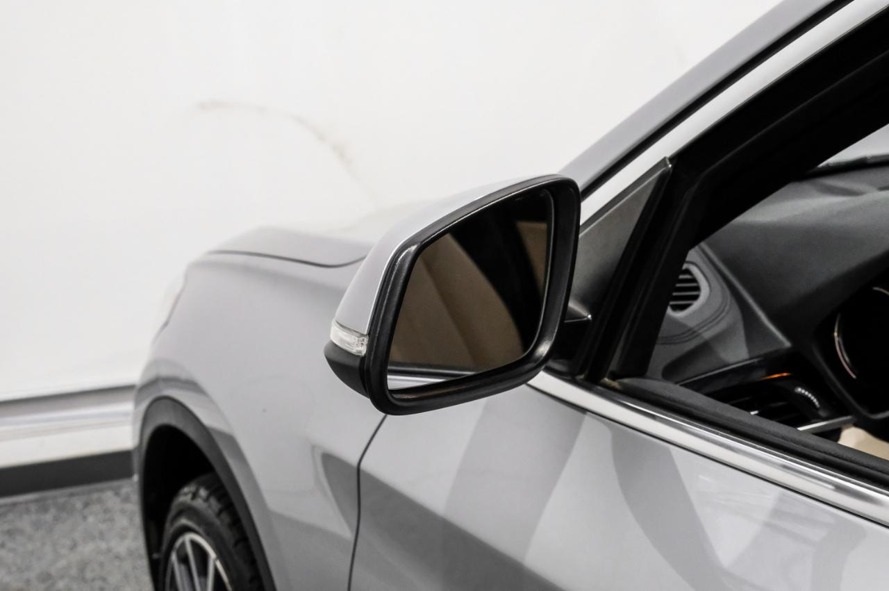 BMW X1 sDrive28i Sports Activity Vehicle 2021