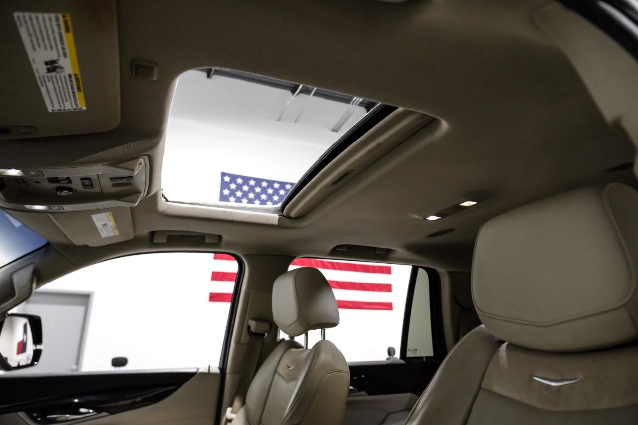 Cadillac Escalade 4WD 4dr Luxury 2015
