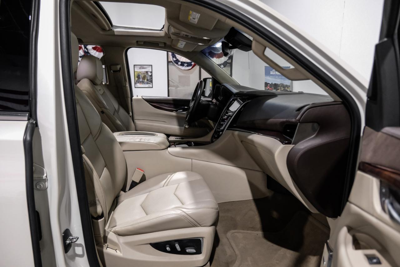 Cadillac Escalade 4WD 4dr Luxury 2015